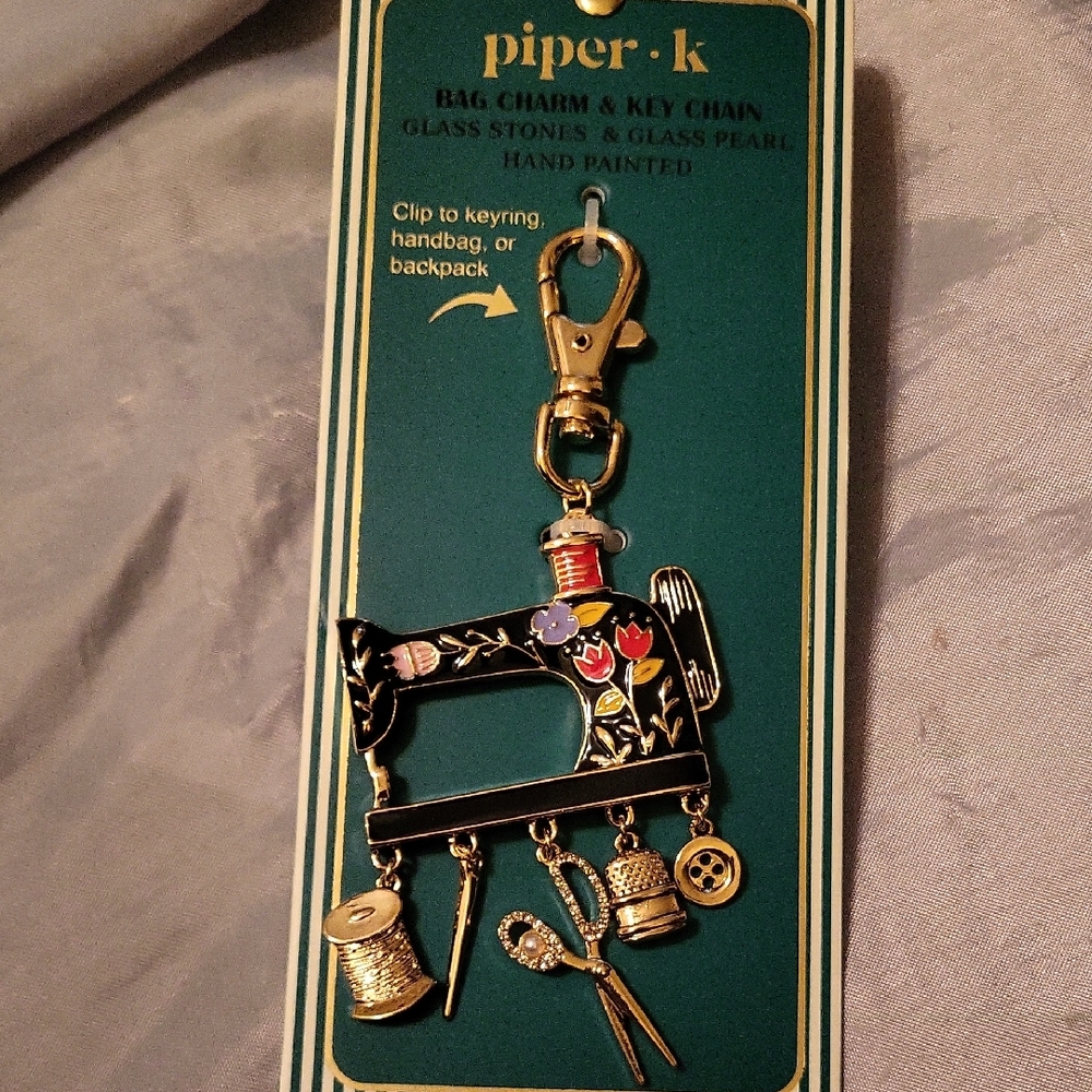 Piper K Sewing Machine AND TOOLS Bag Charm KEYCHAIN Ta